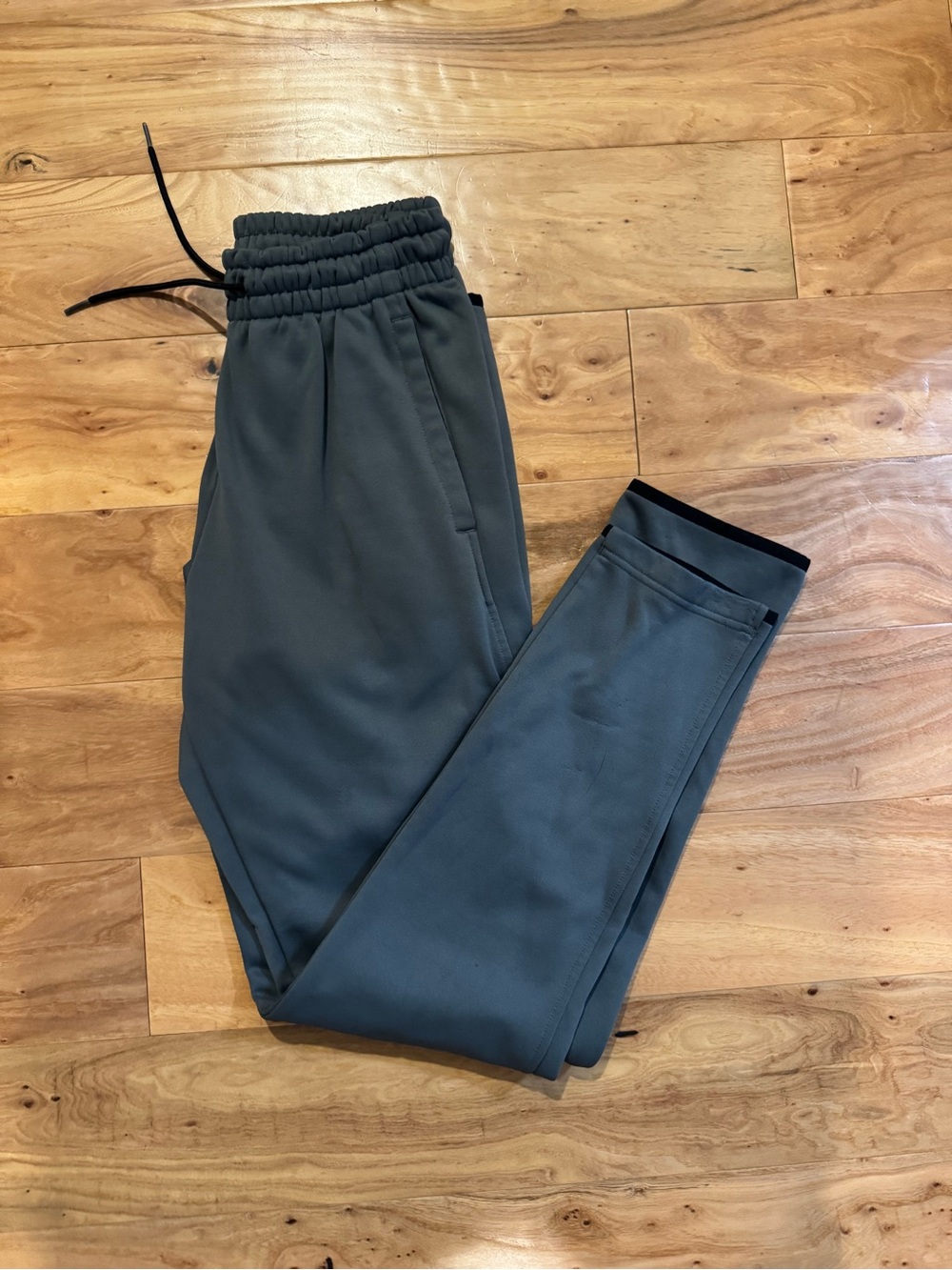 Under Armor Men’s Sweat Pants